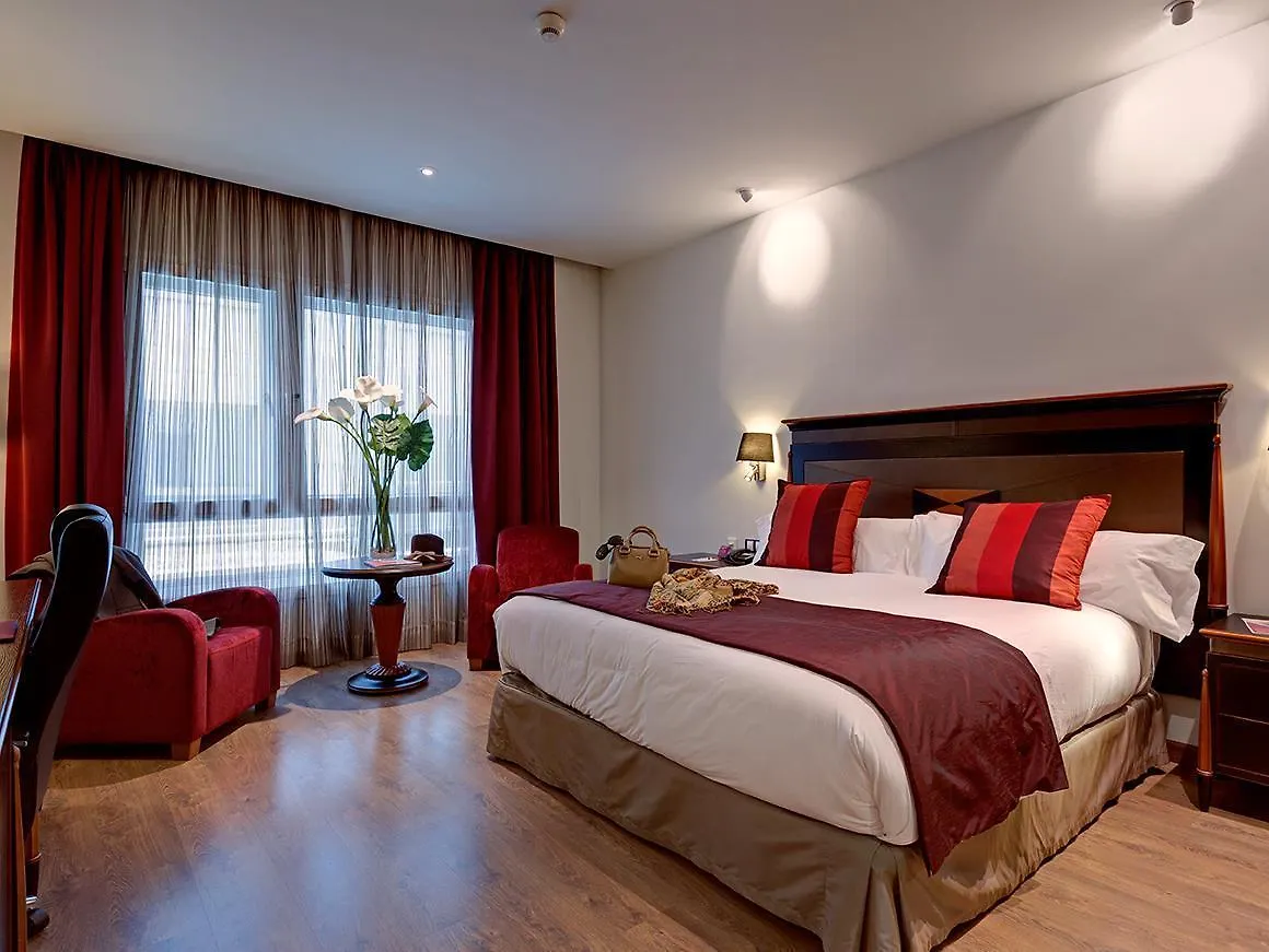Hotel Crowne Plaza Madrid Airport İspanya