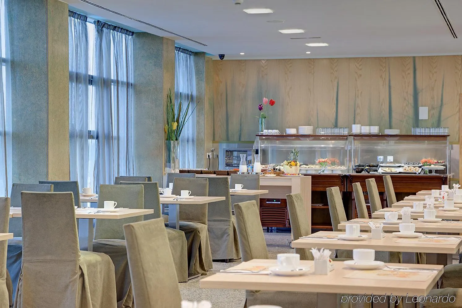Hotel Crowne Plaza Madrid Airport