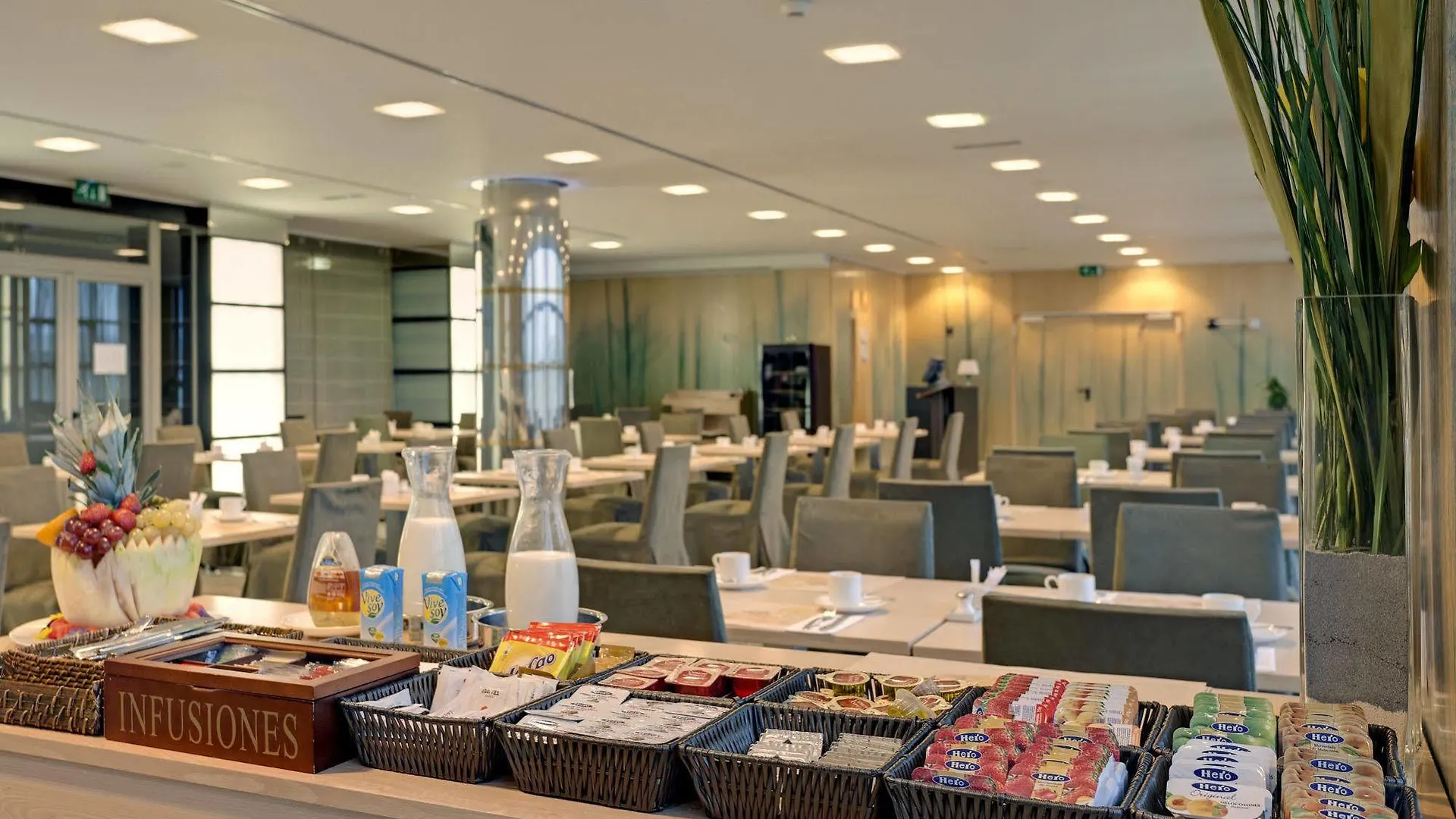 Hotel Crowne Plaza Madrid Airport